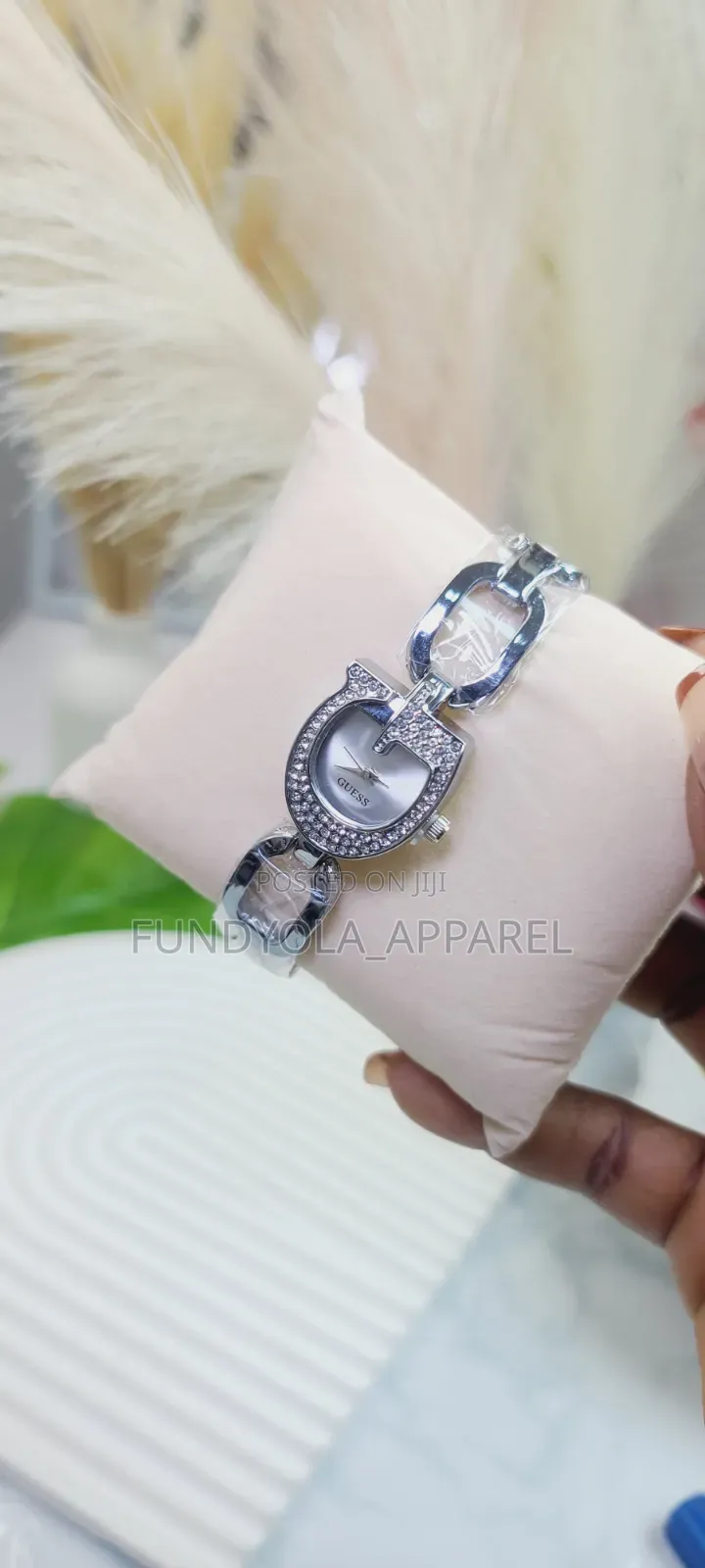 Guess Vintage Silver Chain Wristwatch