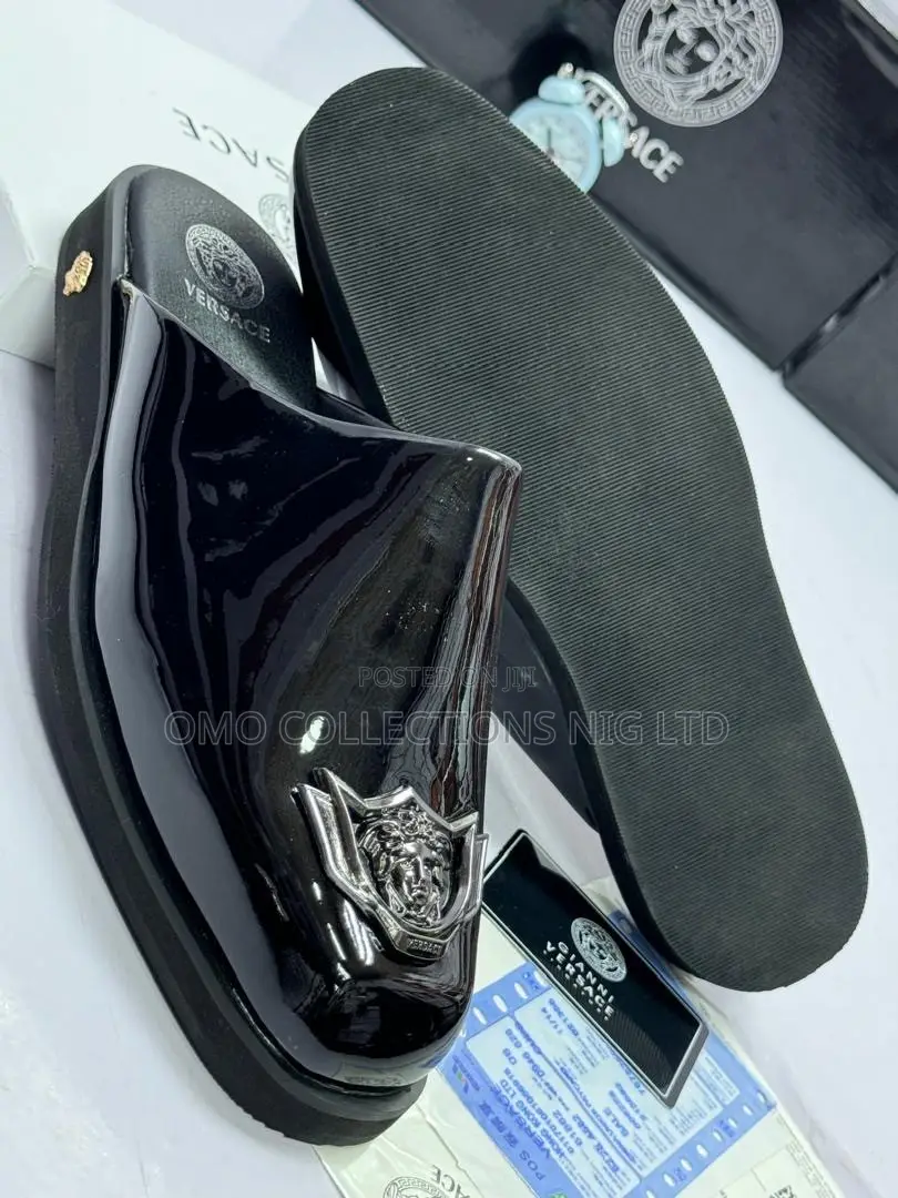 Luxury Versace Men’s Black Patent Leather Slides – Fully Boxed