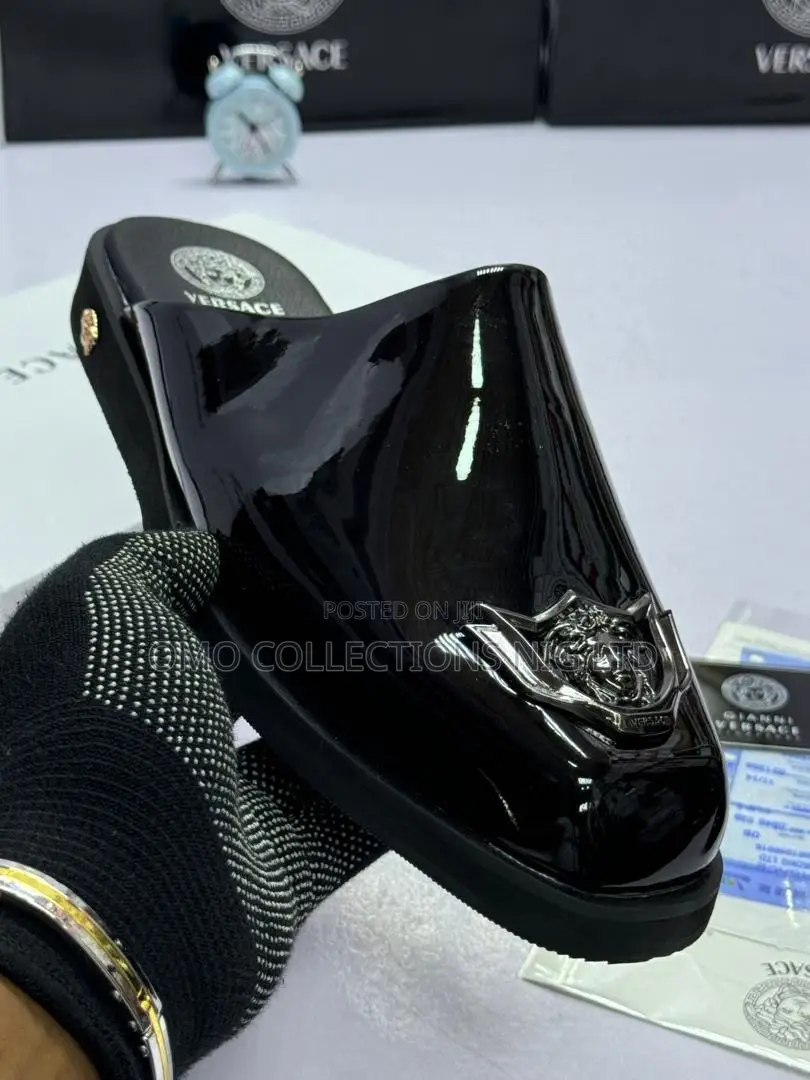 Luxury Versace Men’s Black Patent Leather Slides – Fully Boxed