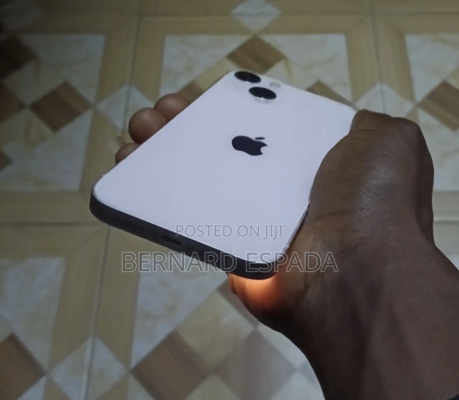 Apple iPhone 13 128 GB Pink