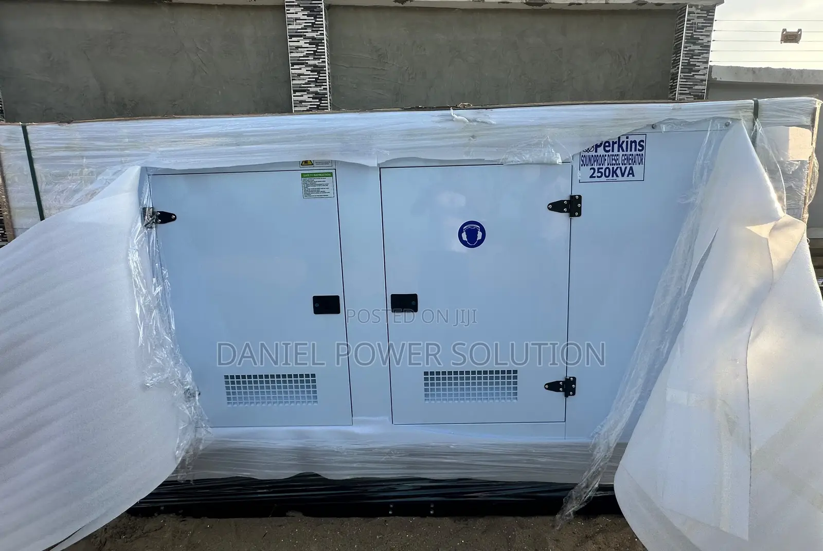 Brand New 250kva Perkins Soundproof Gen 2years Warranty