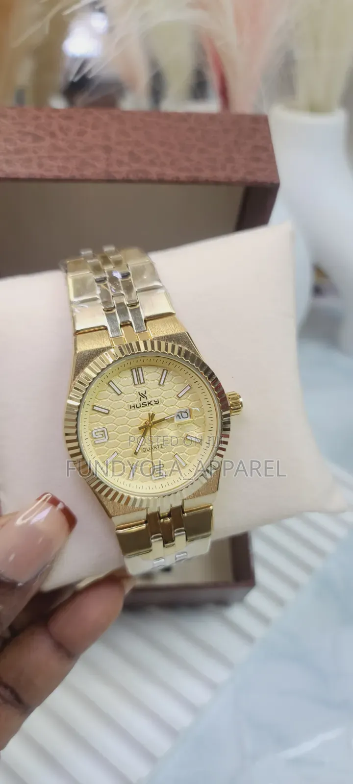 Male Quality Gold Chain Wristwatch