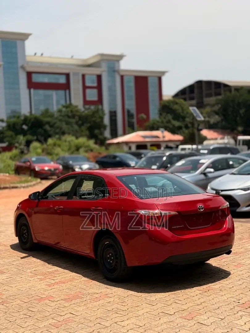 Toyota Corolla LE 4dr Sedan (1.8L 4cyl CVT) 2016 Red