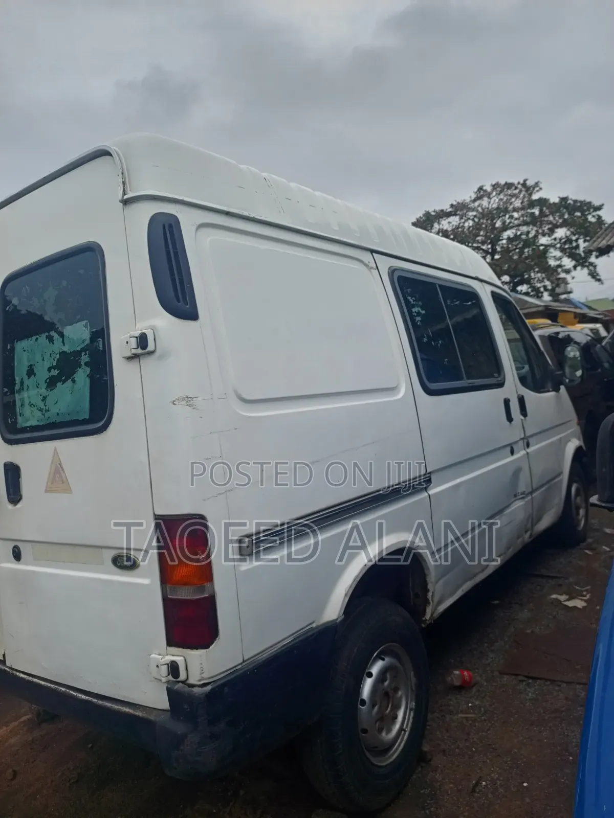 Ford Transit 2002 White