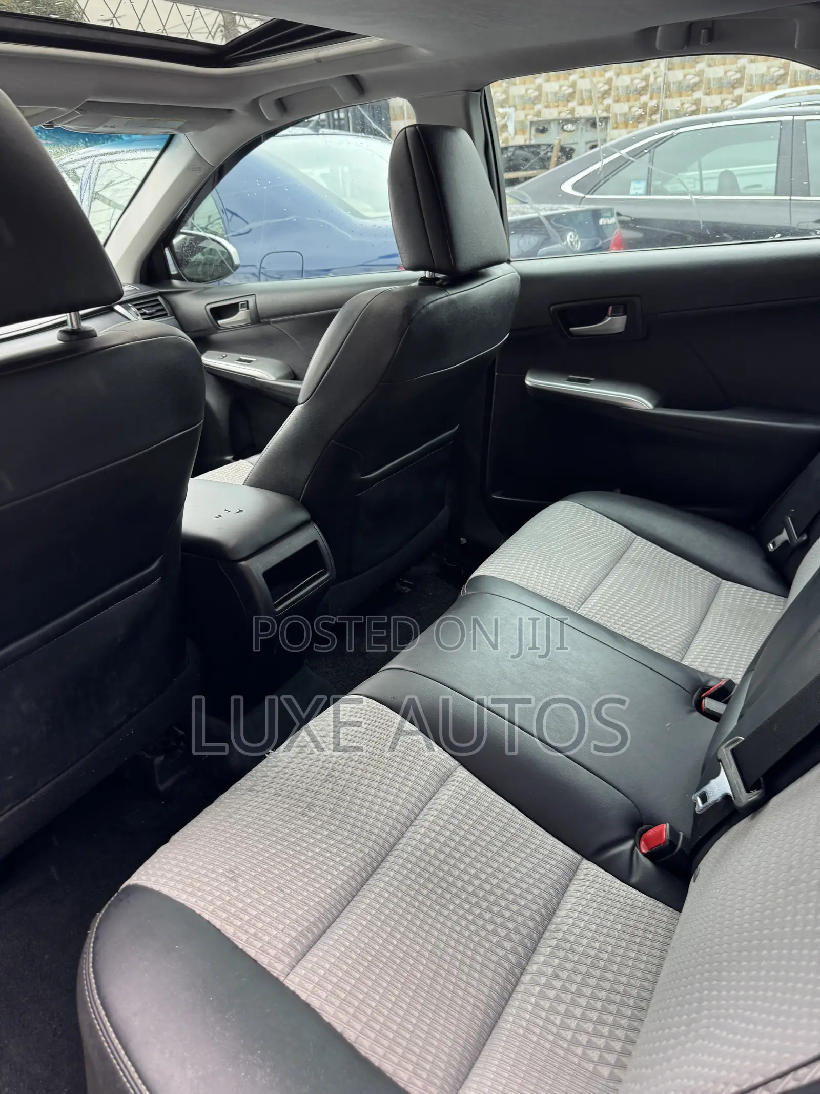 Toyota Camry SE Limited Edition 4dr Sedan (2.5L 4cyl 6A) 2012 Silver