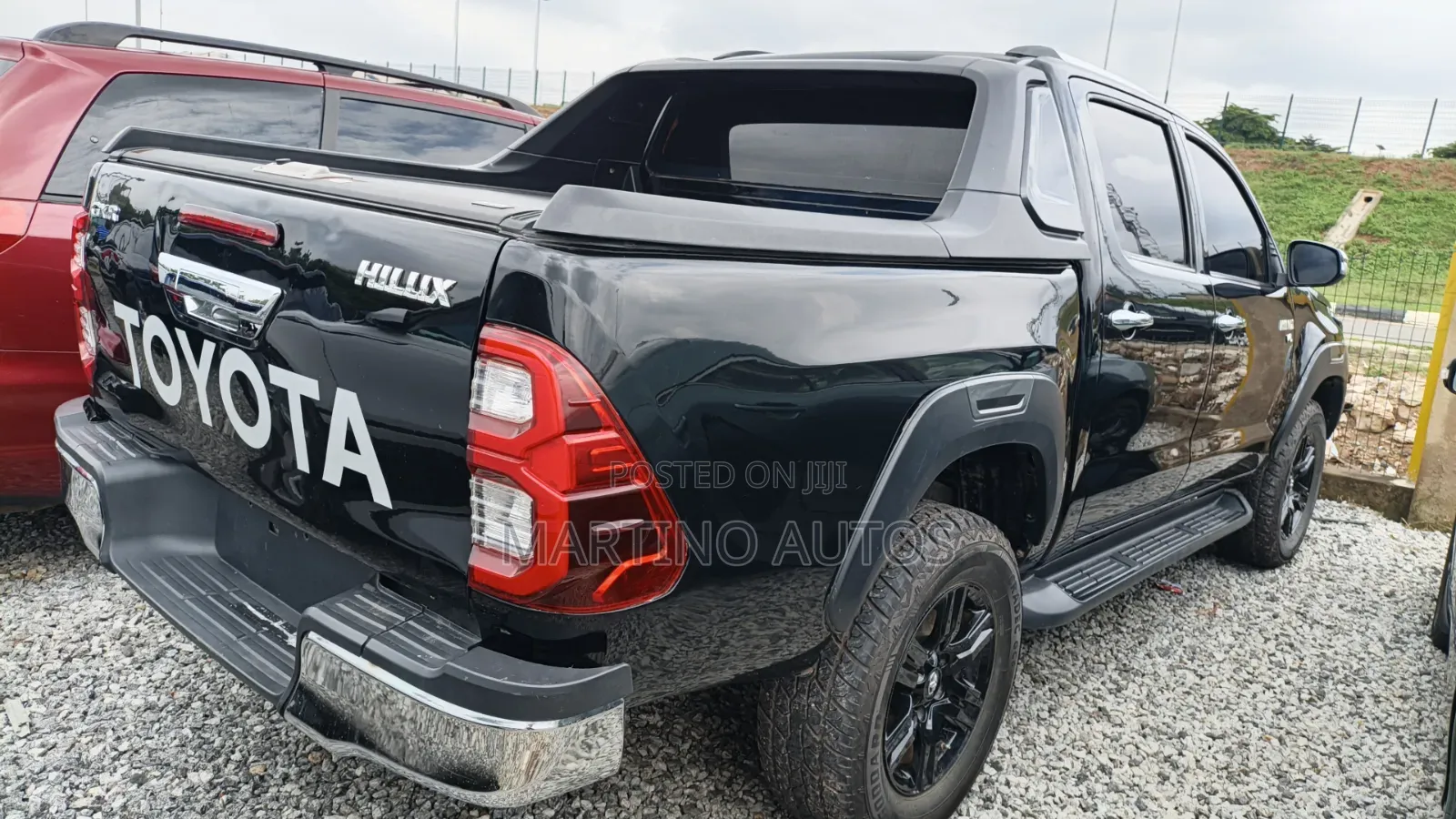 Toyota Hilux 2015 Black
