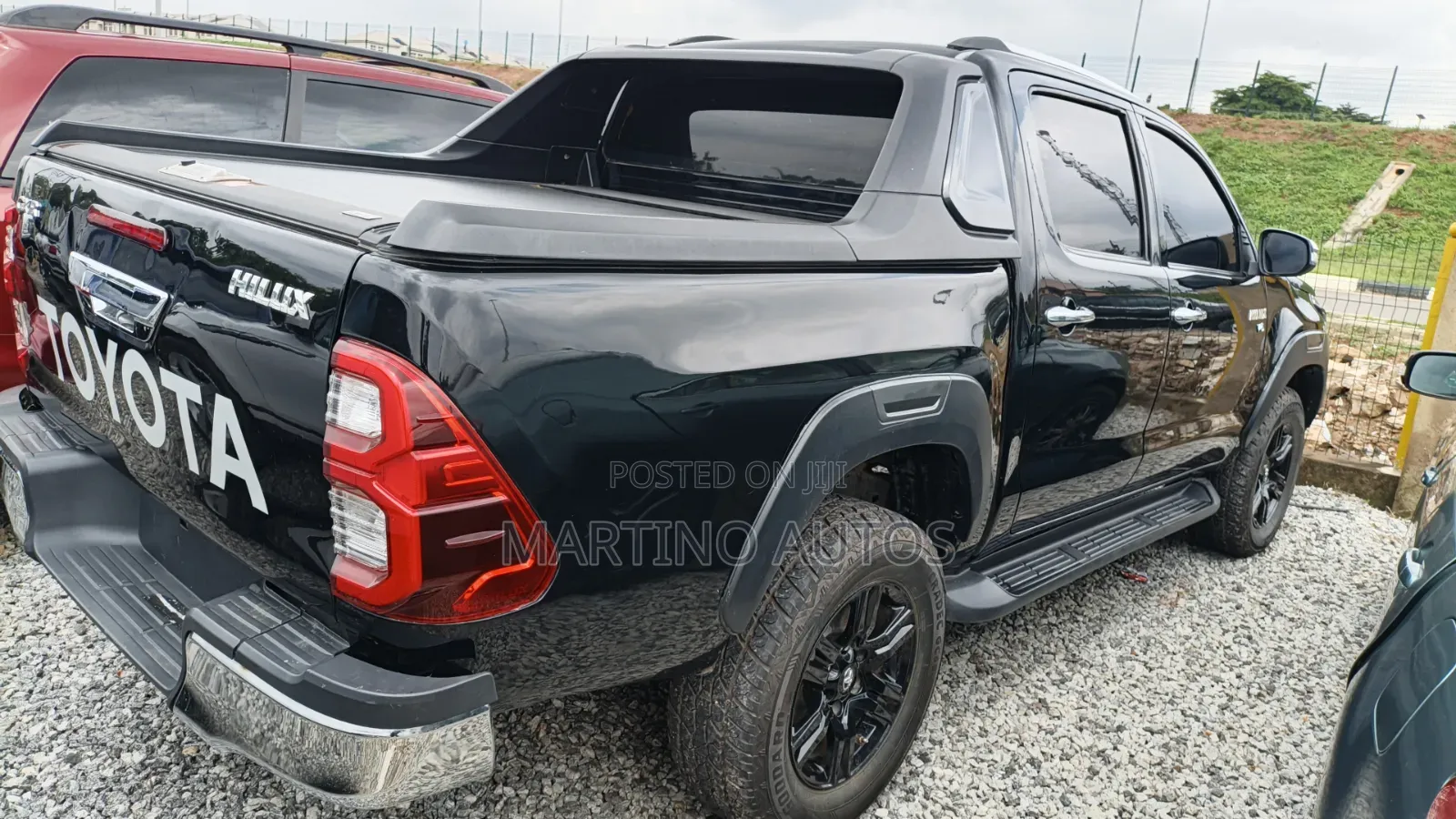 Toyota Hilux 2015 Black