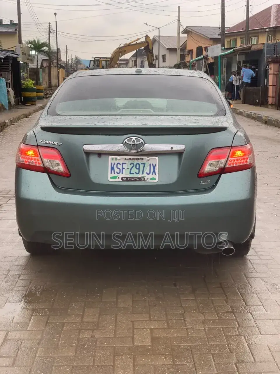 Toyota Camry LE 4dr Sedan (2.5L 4cyl 6AM) 2010 Green