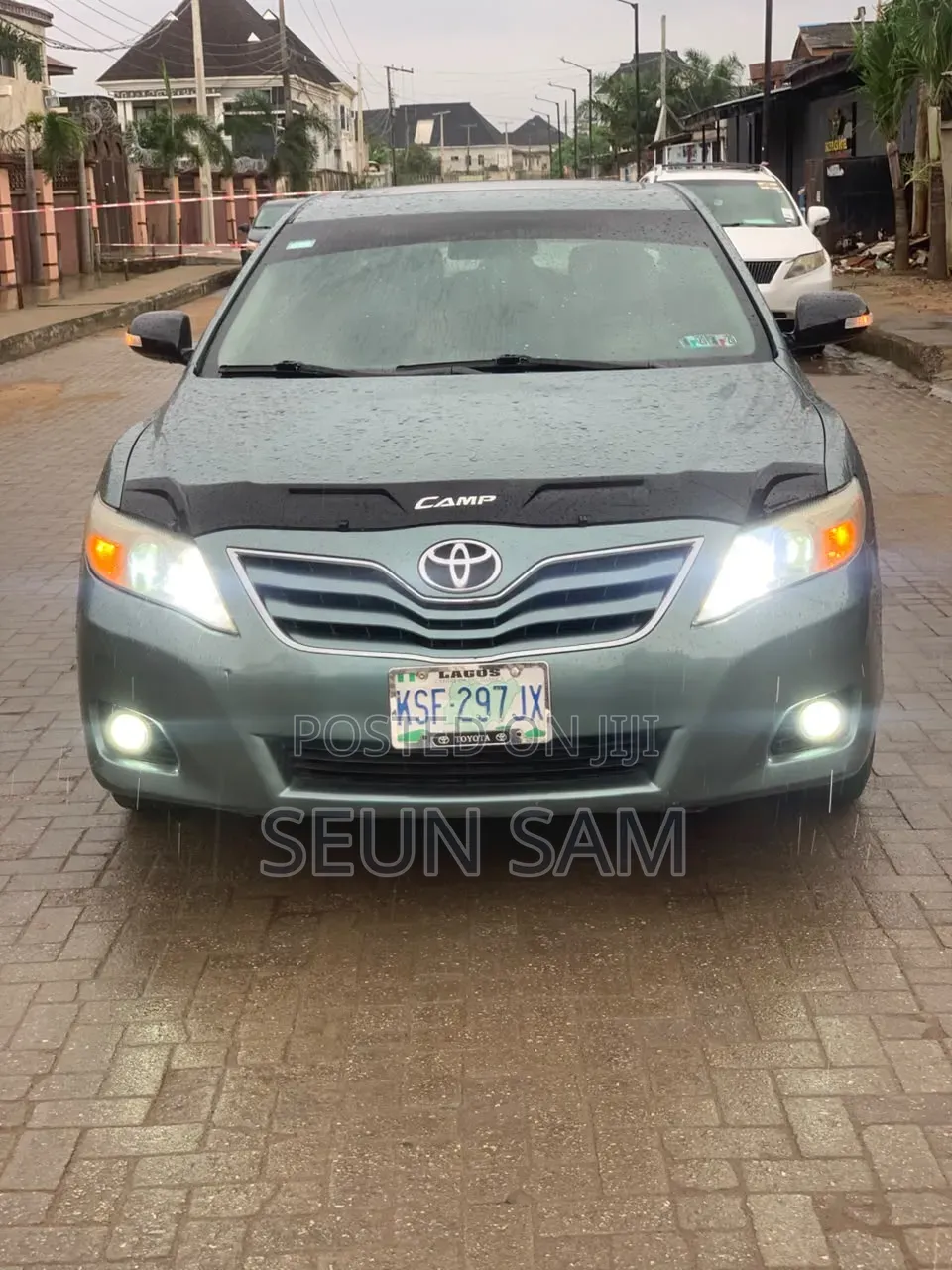 Toyota Camry LE 4dr Sedan (2.5L 4cyl 6AM) 2010 Green