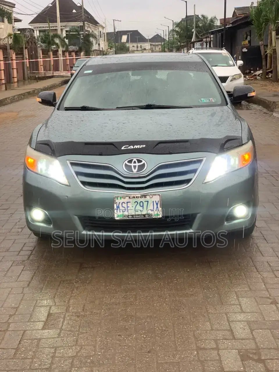 Toyota Camry LE 4dr Sedan (2.5L 4cyl 6AM) 2010 Green