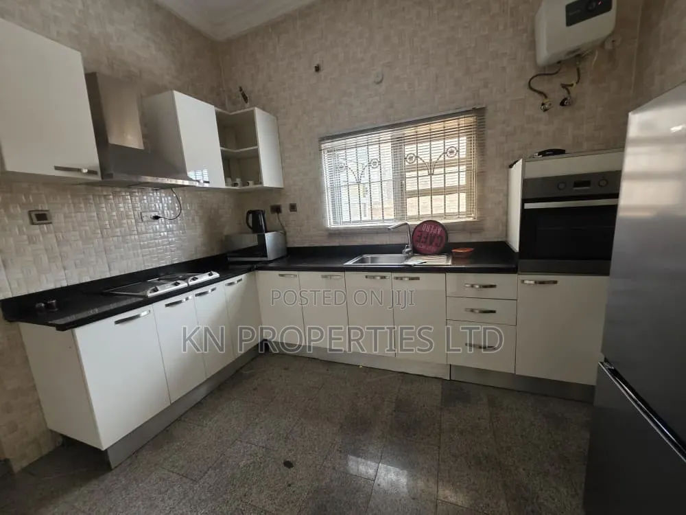 Furnished 4bdrm Duplex in Wuye Main for rent