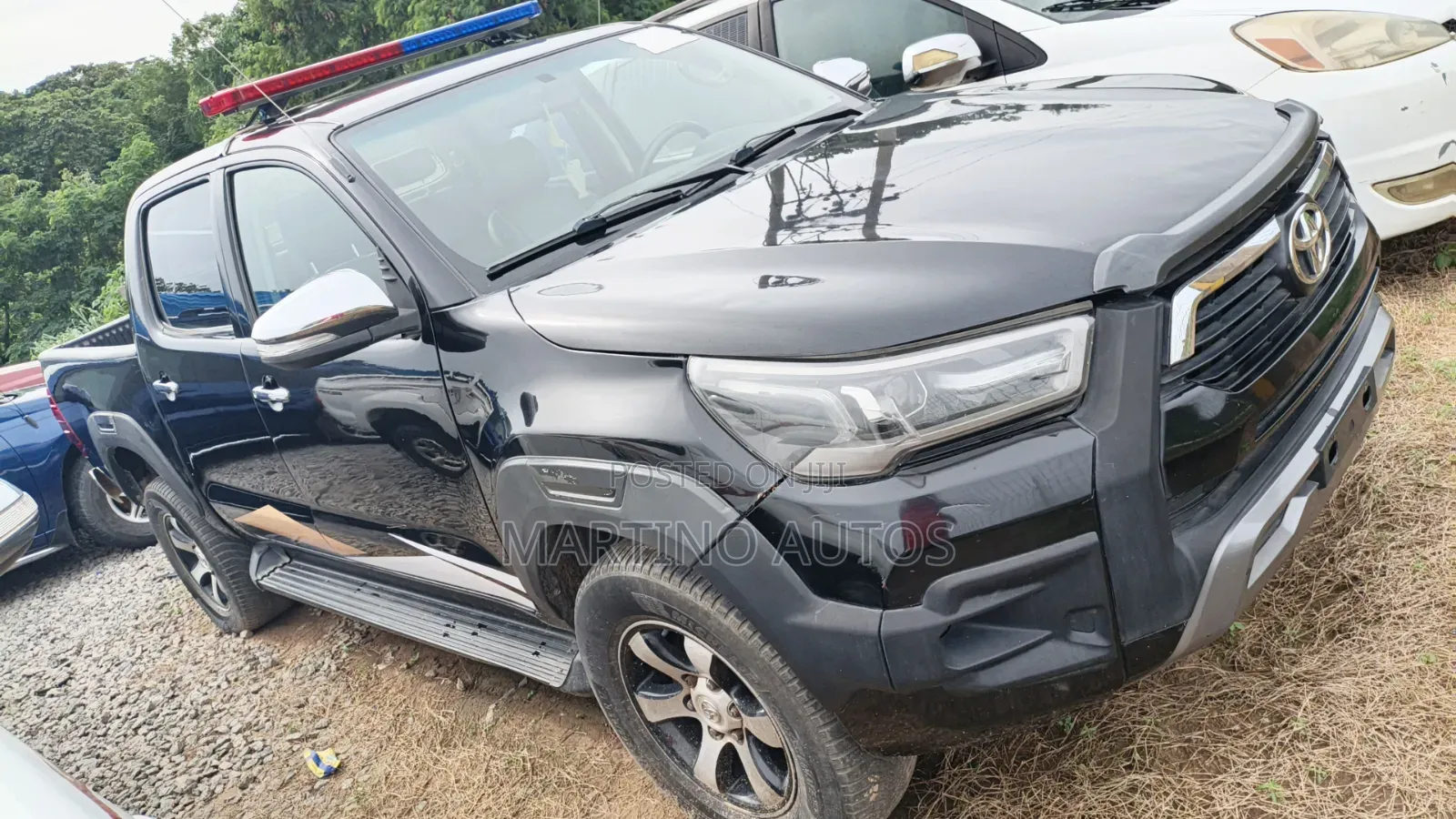 Toyota Hilux 2015 Black
