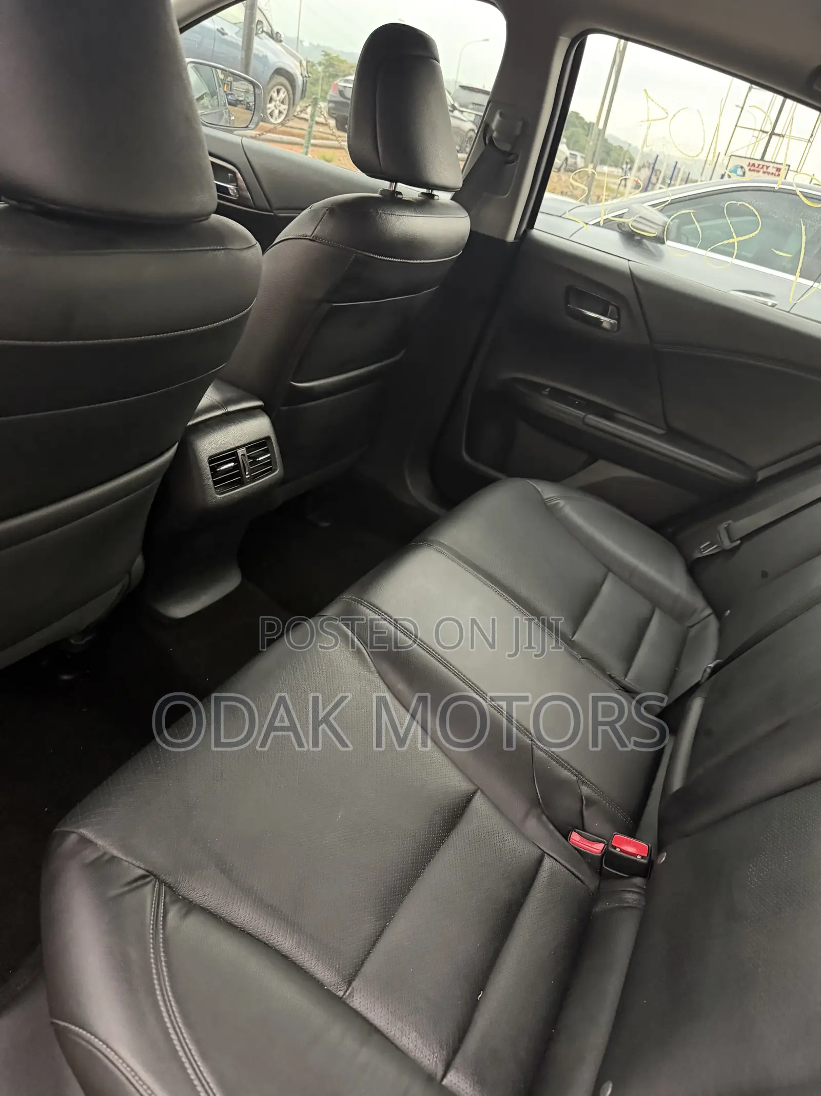 Honda Accord Touring 4dr Sedan FWD (3.5L 6cyl 6A) 2016 Gray