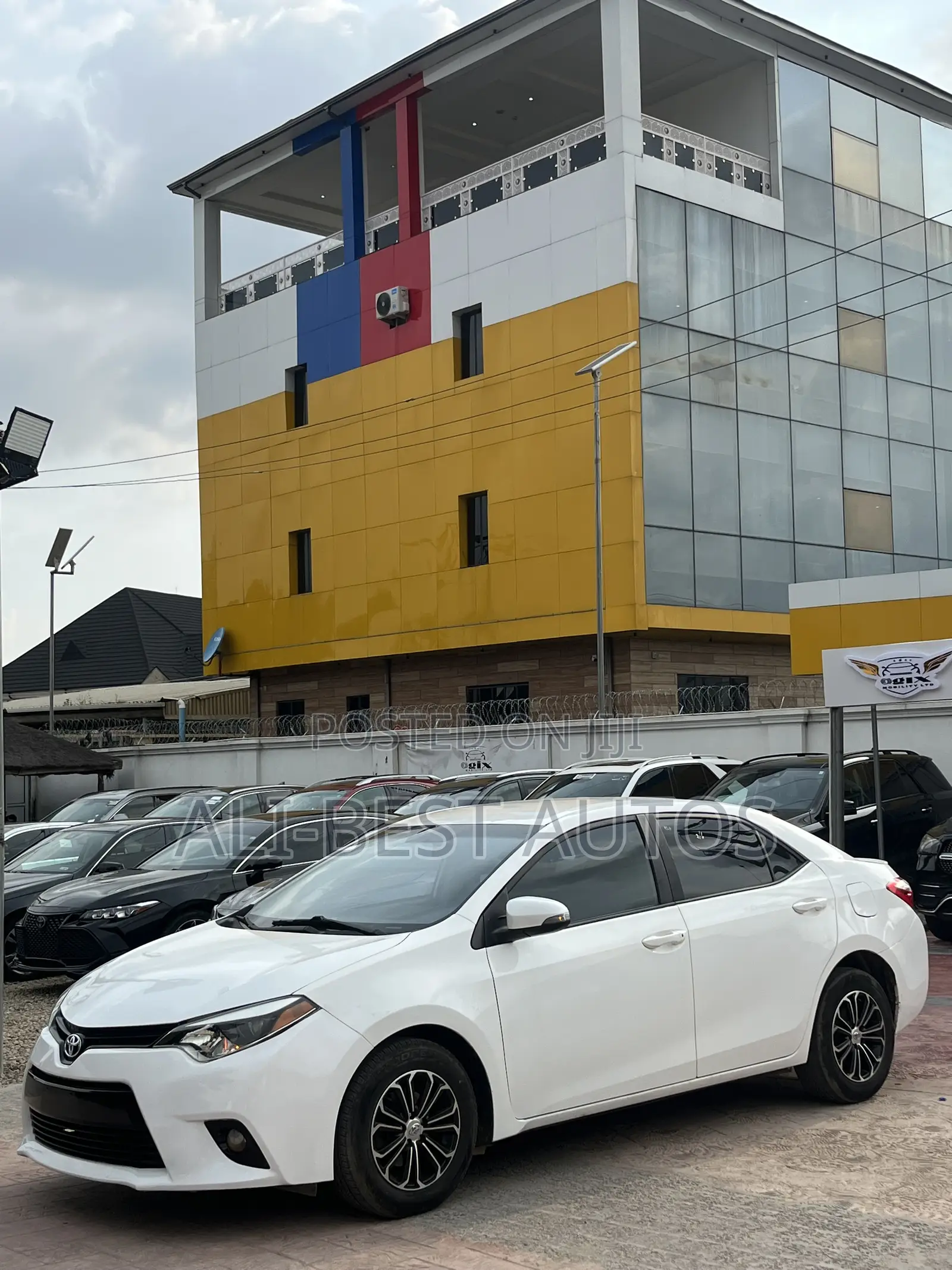 Toyota Corolla 2015 White