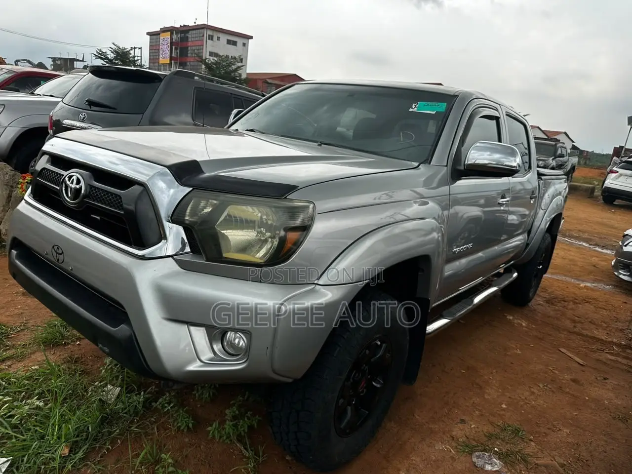 Toyota Tacoma PreRunner V6 4dr Double Cab 6.1 ft. SB (4.0L 6cyl 5A)