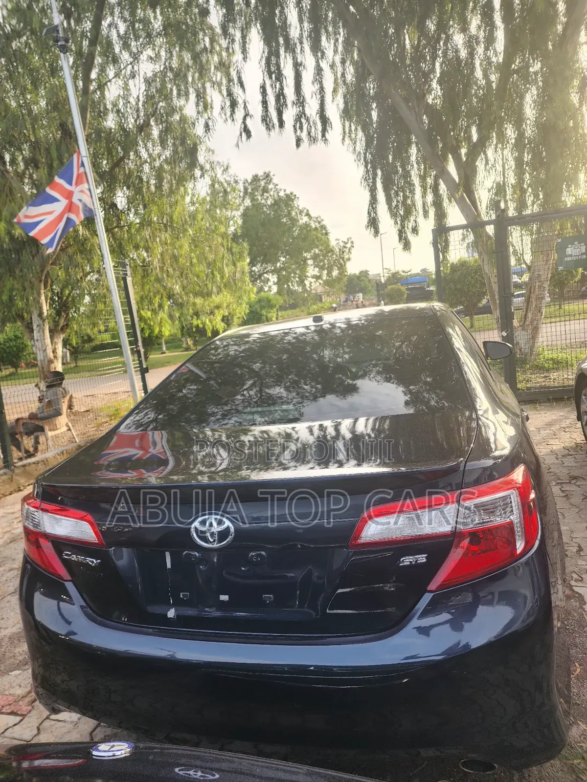 Toyota Camry SE 4dr Sedan (2.5L 4cyl 6A) 2014 Blue