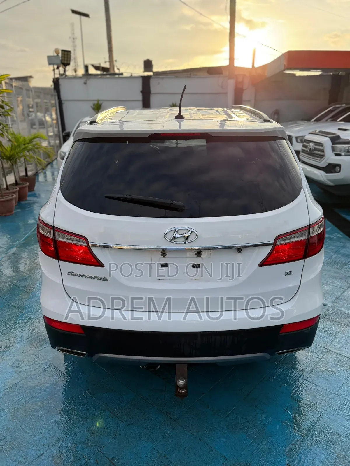 Hyundai Santa Fe GLS 4dr SUV AWD (3.3L 6cyl 6A) 2014 White