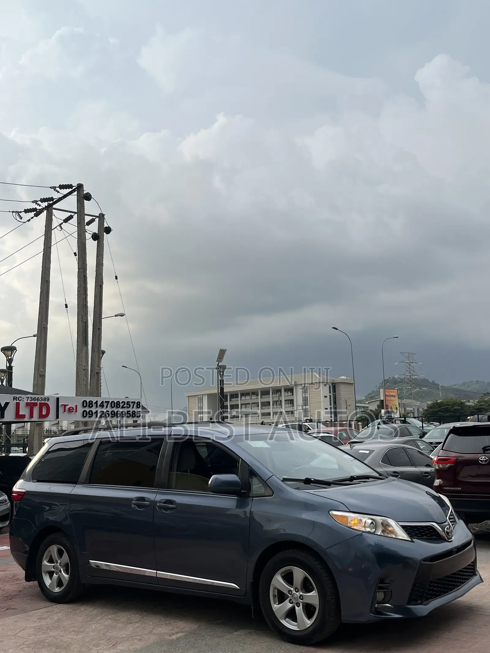 Toyota Sienna 2016 Black