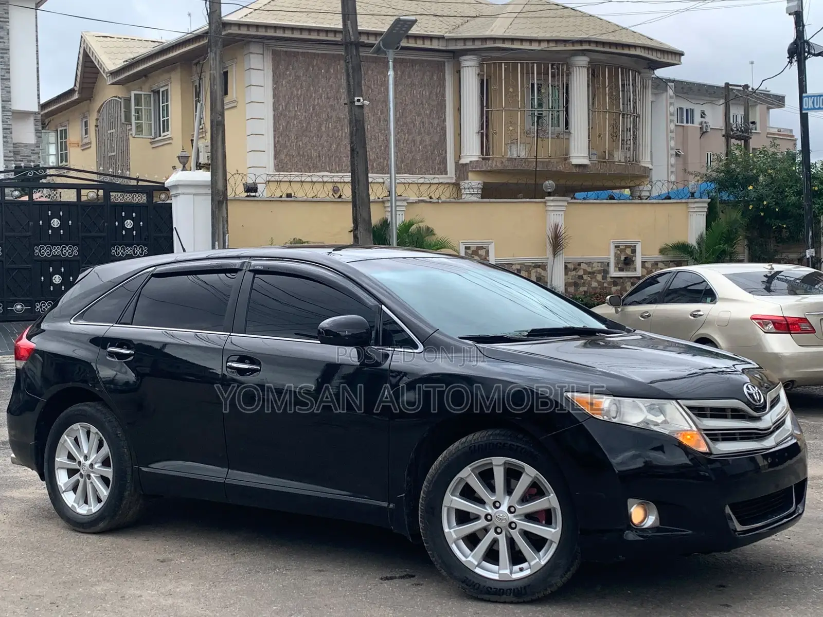 Toyota Venza Limited 2011 Black