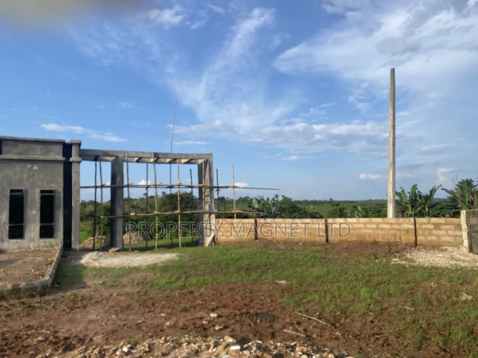 2.5m 3m Distress Plots of Land Sale in Umuahia