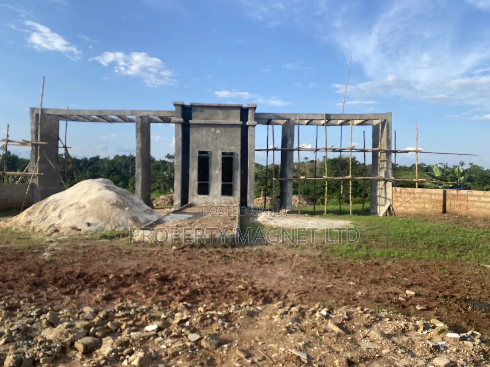 2.5m 3m Distress Plots of Land Sale in Umuahia
