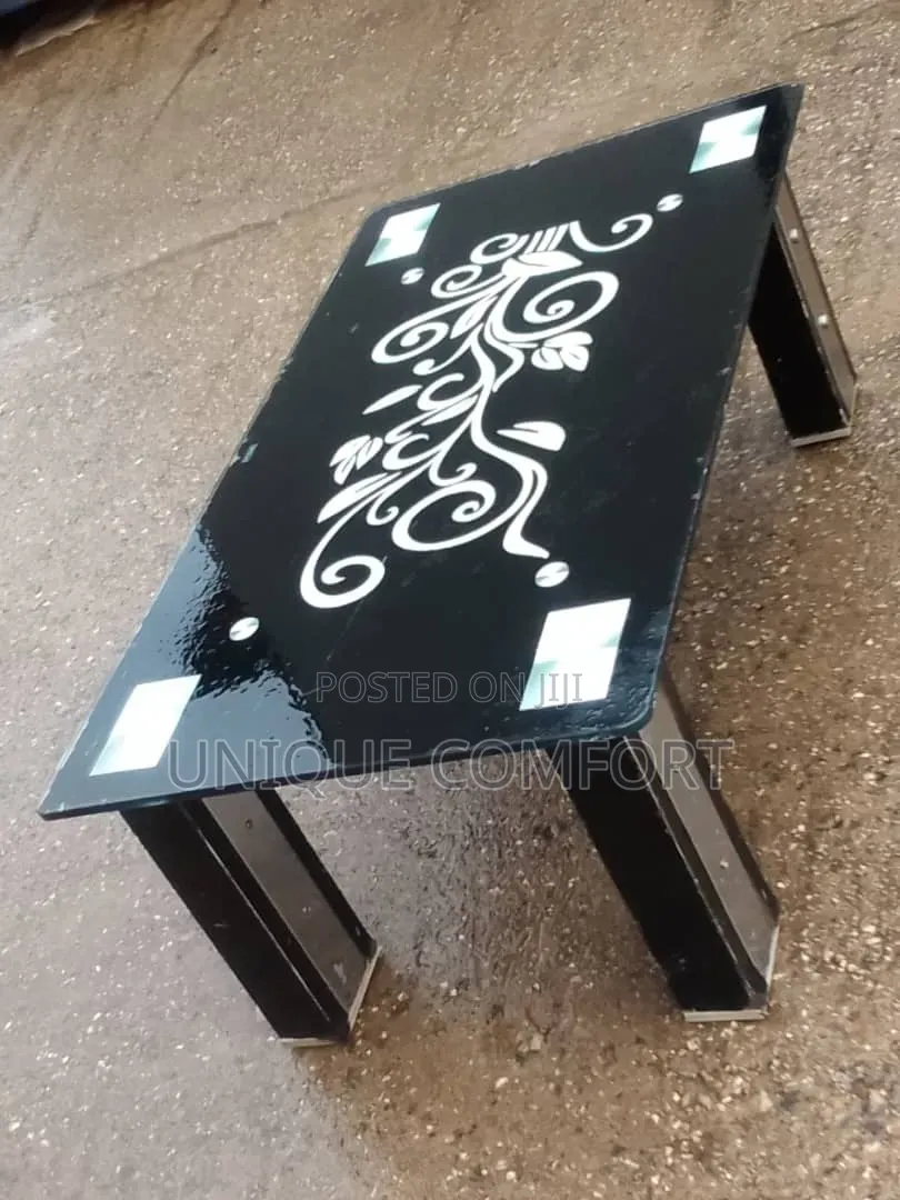 Top Quality Beautiful Flowered Executive Glass Top Center Table