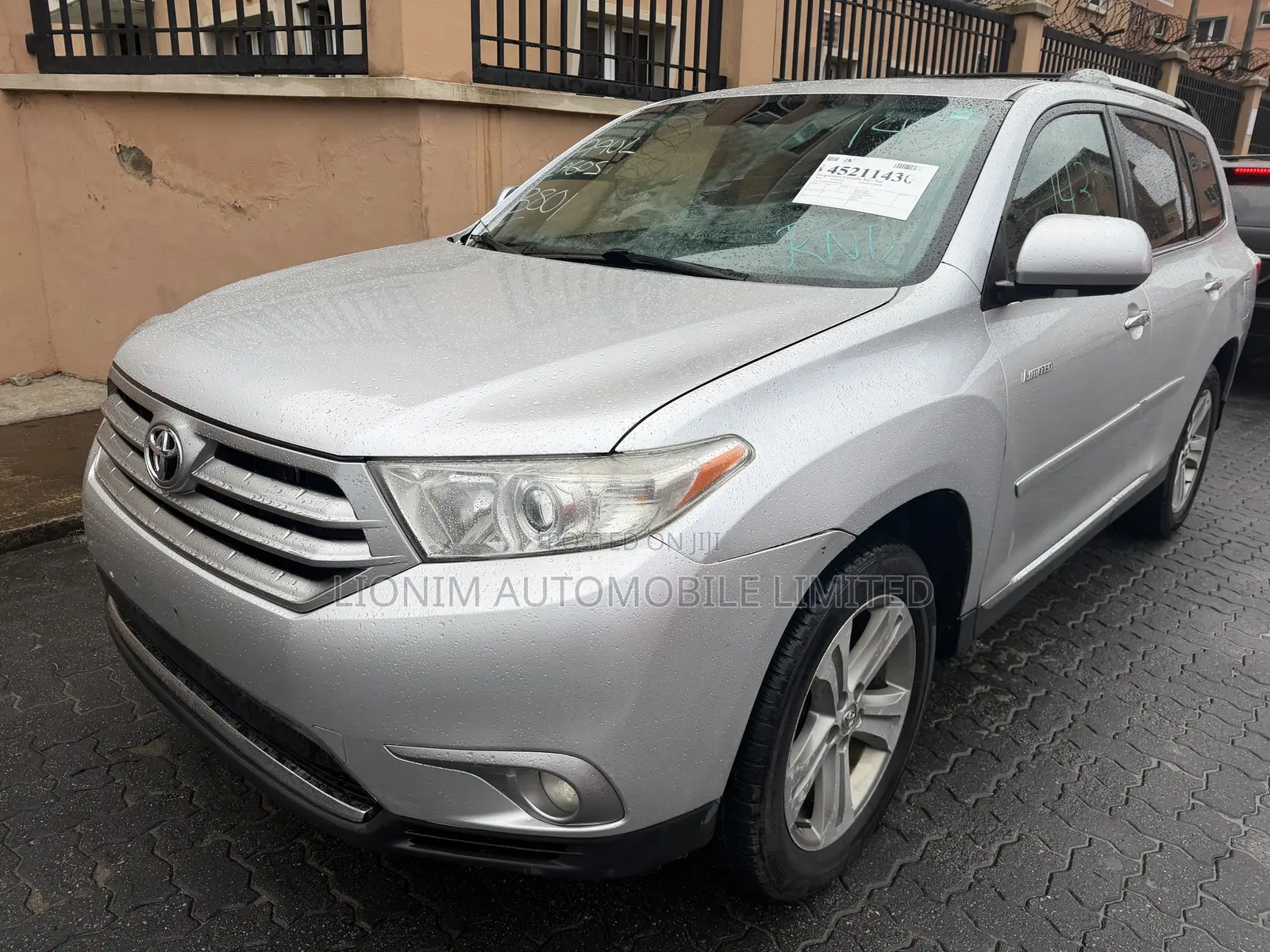 Toyota Highlander Limited 2011 Silver