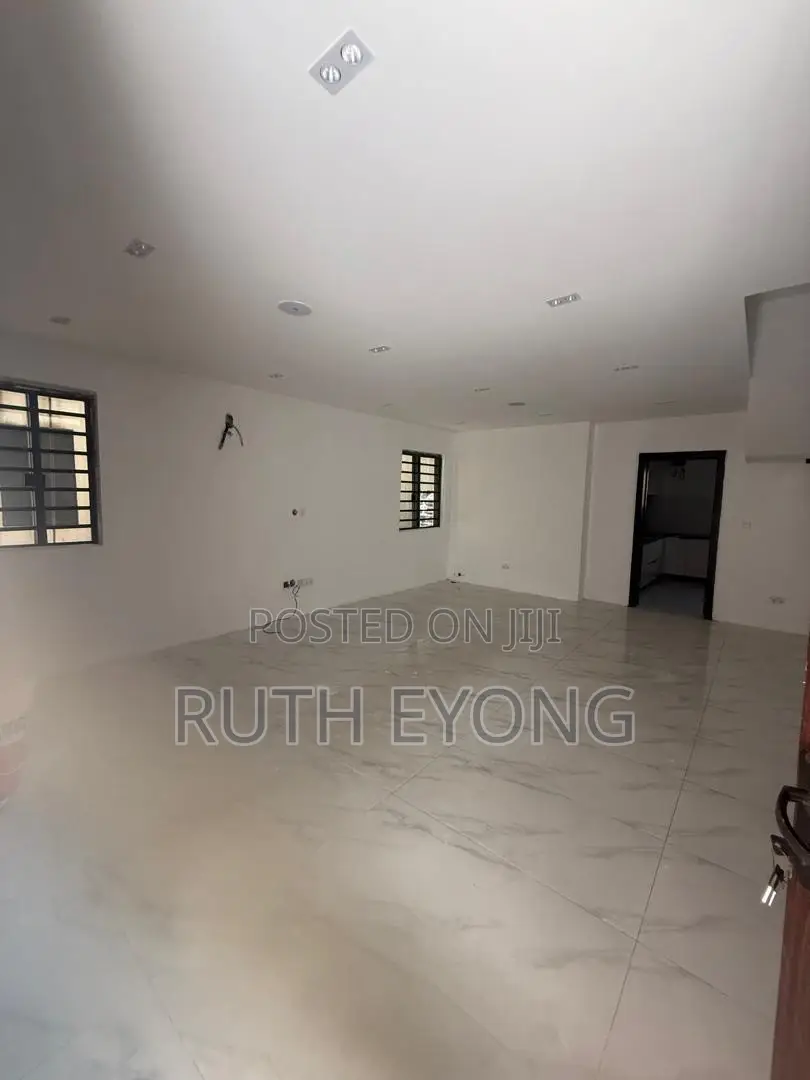 4bdrm Duplex in Ologolo Lekki Lagos for rent