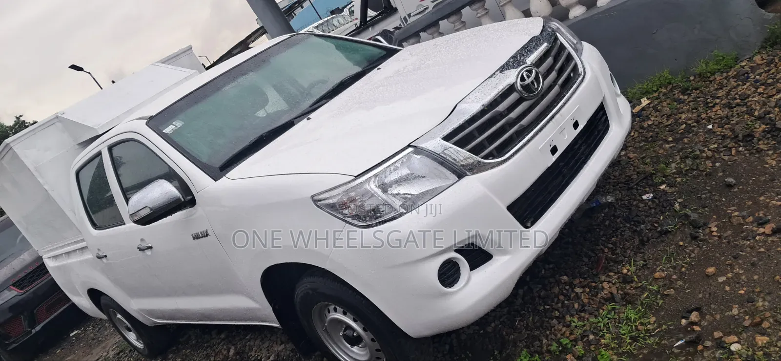 Toyota Hilux 2014 White