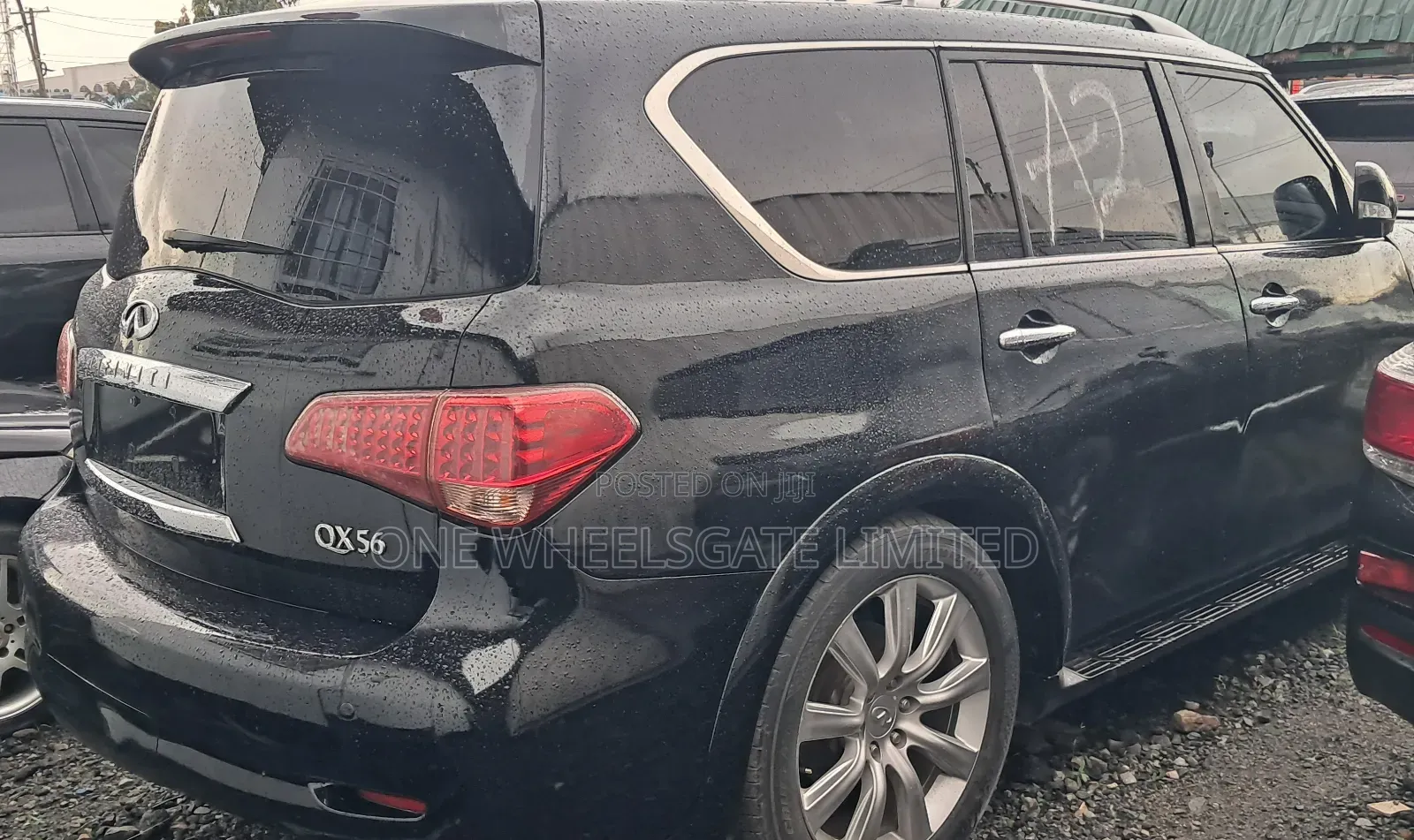 Infiniti QX56 2011 Black