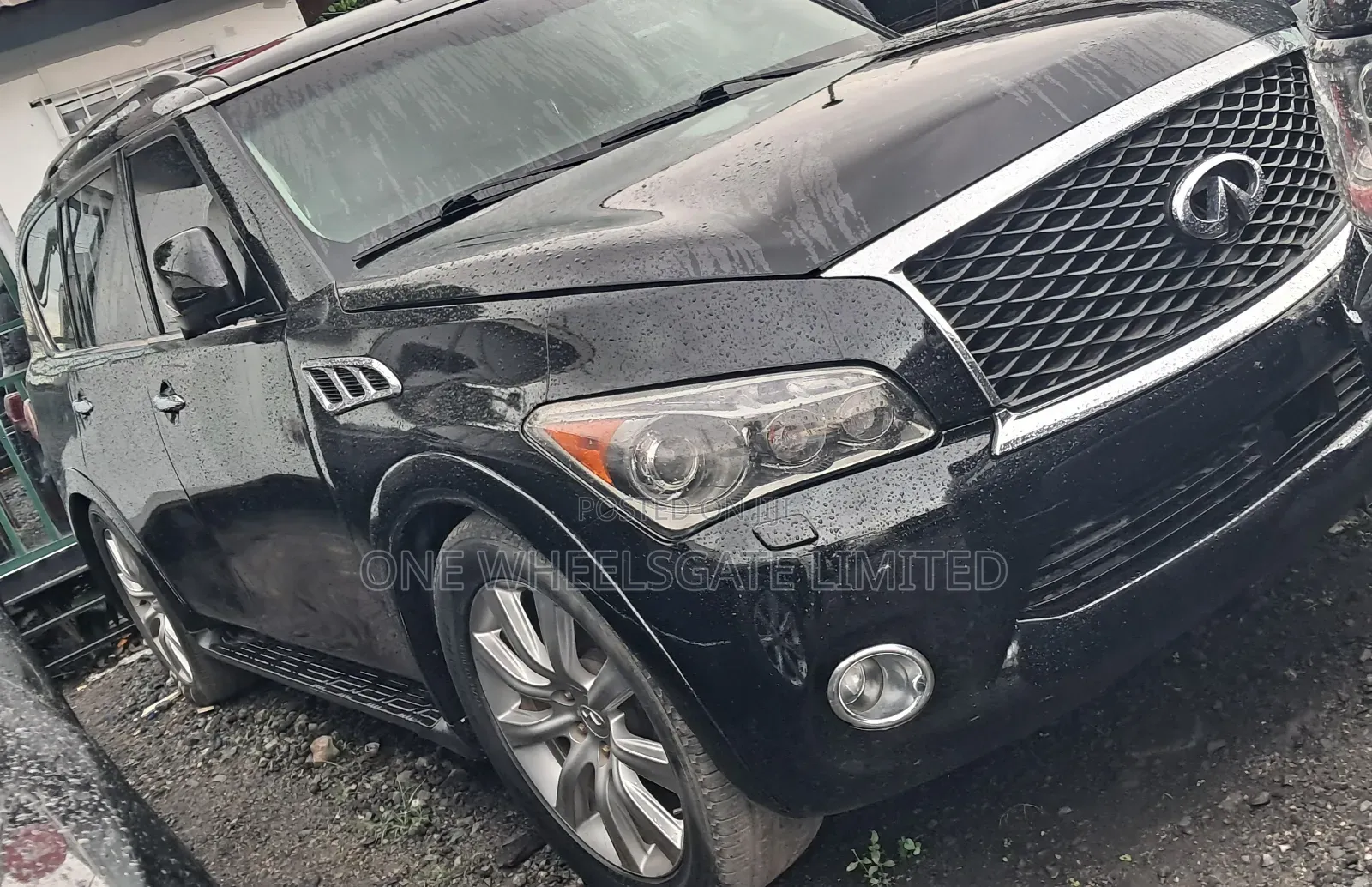 Infiniti QX56 2011 Black