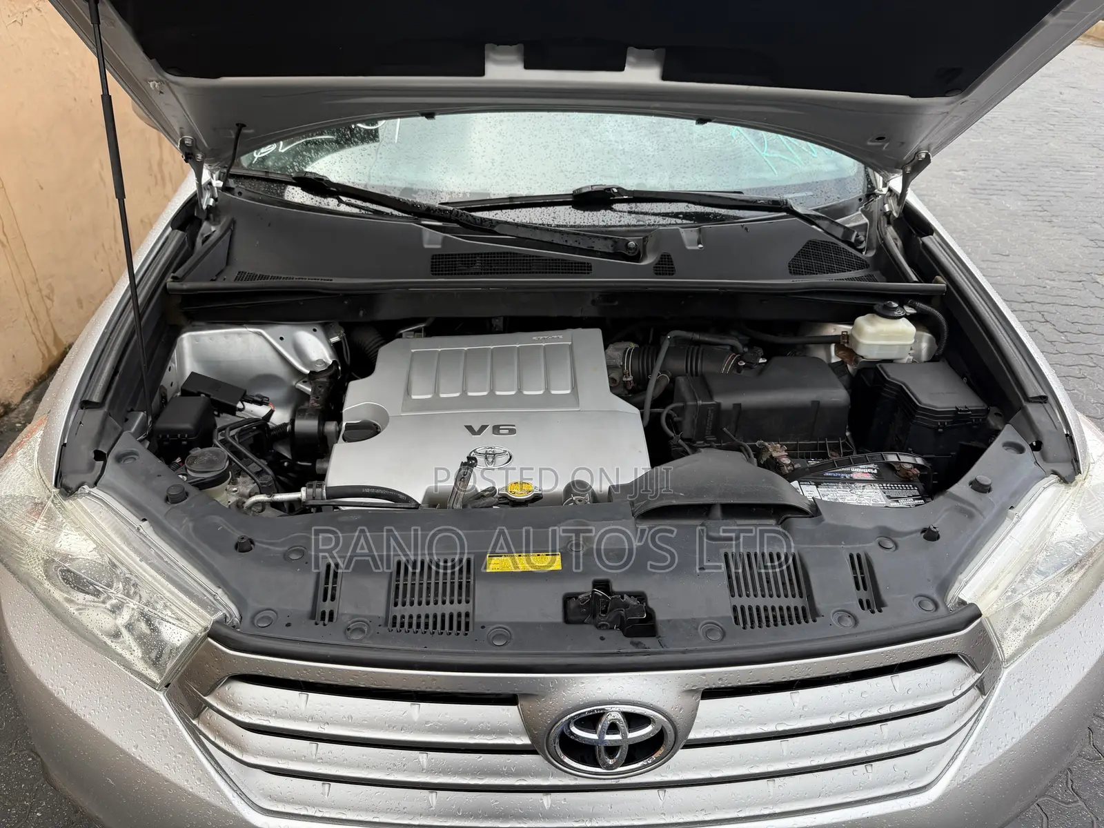 Toyota Highlander Limited 2011 Silver