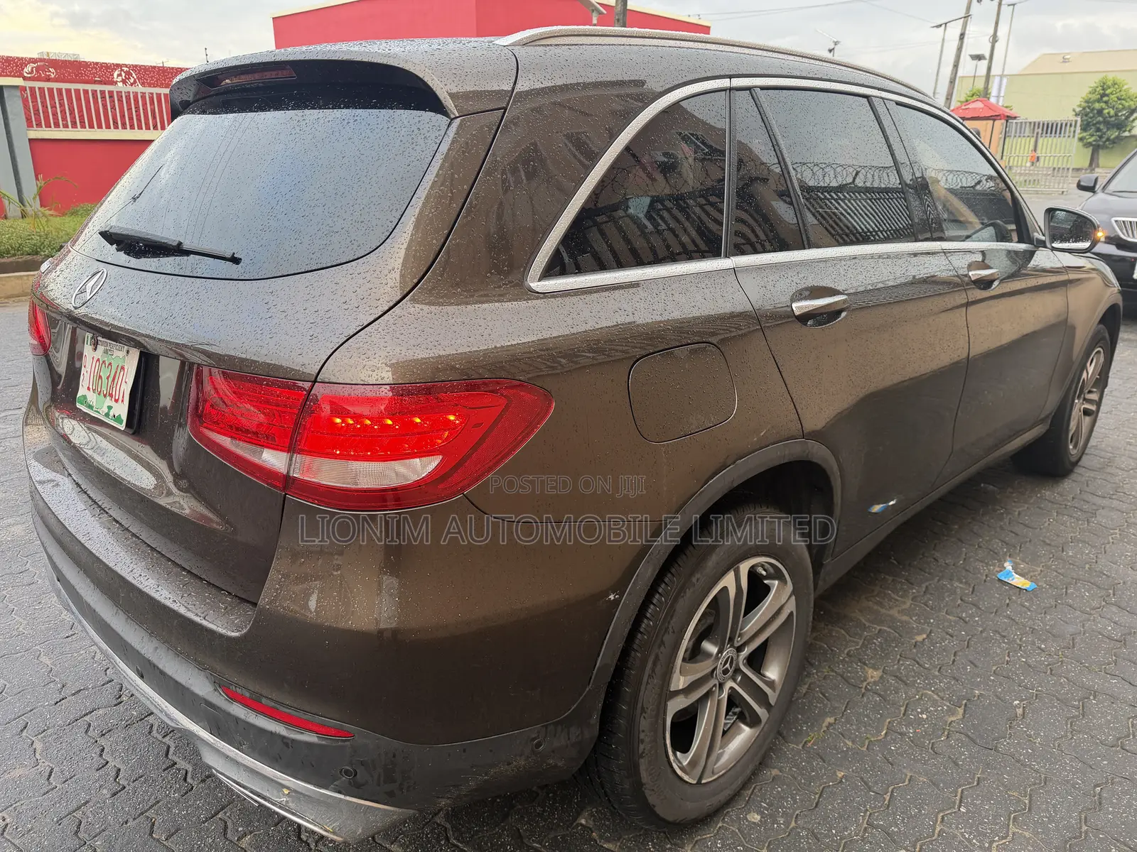 Mercedes-Benz GLC-Class 2016 Brown