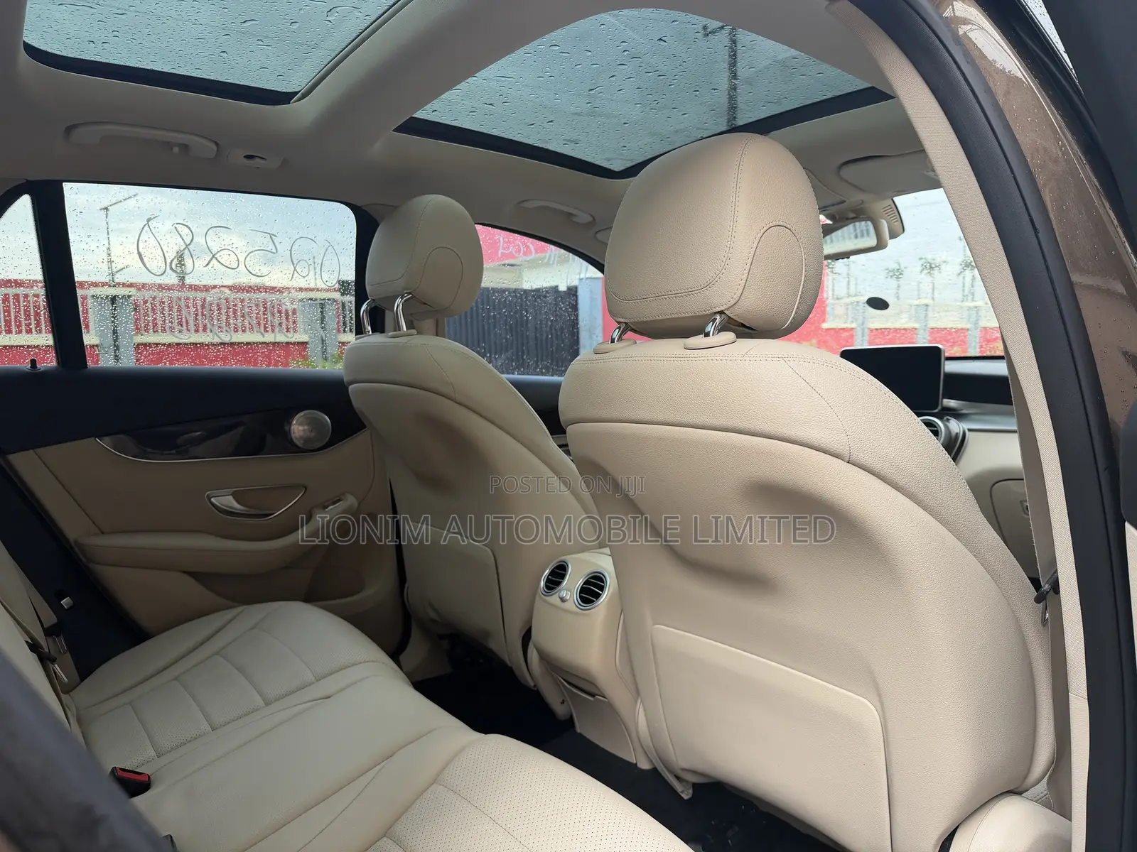 Mercedes-Benz GLC-Class 2016 Brown