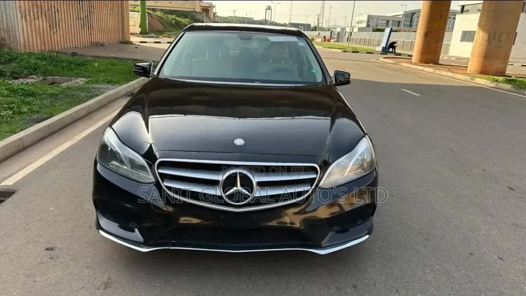 Mercedes-Benz E350 Base 4Matic Sedan AWD (3.5L 6cyl 7A) 2014 Black