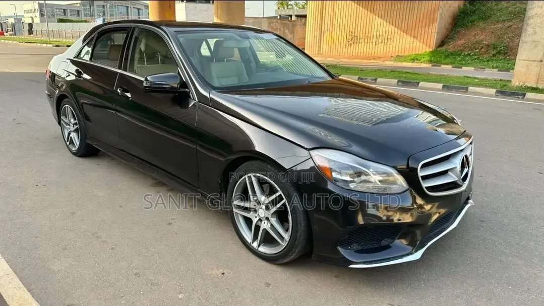 Mercedes-Benz E350 Base 4Matic Sedan AWD (3.5L 6cyl 7A) 2014 Black