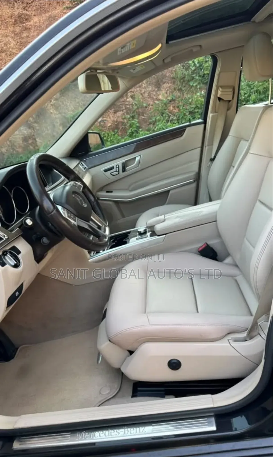 Mercedes-Benz E350 Base 4Matic Sedan AWD (3.5L 6cyl 7A) 2014 Black