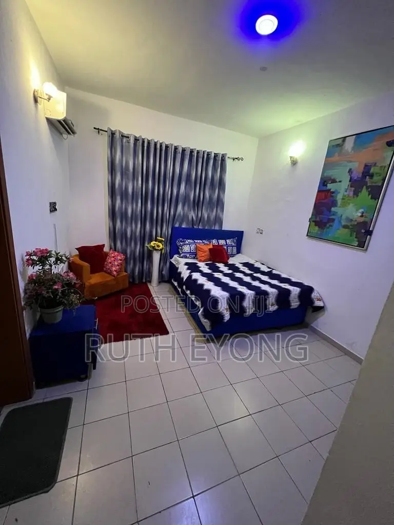 3bdrm Apartment in ๐ฃ๐ฟ๐ถ๐บ๐ฒ๐๐ฎ๐๐ฒ๐ฟ ๐๐ฎ๐ฟ๐ฑ๐ฒ๐ป, Lekki Phase 1 for rent
