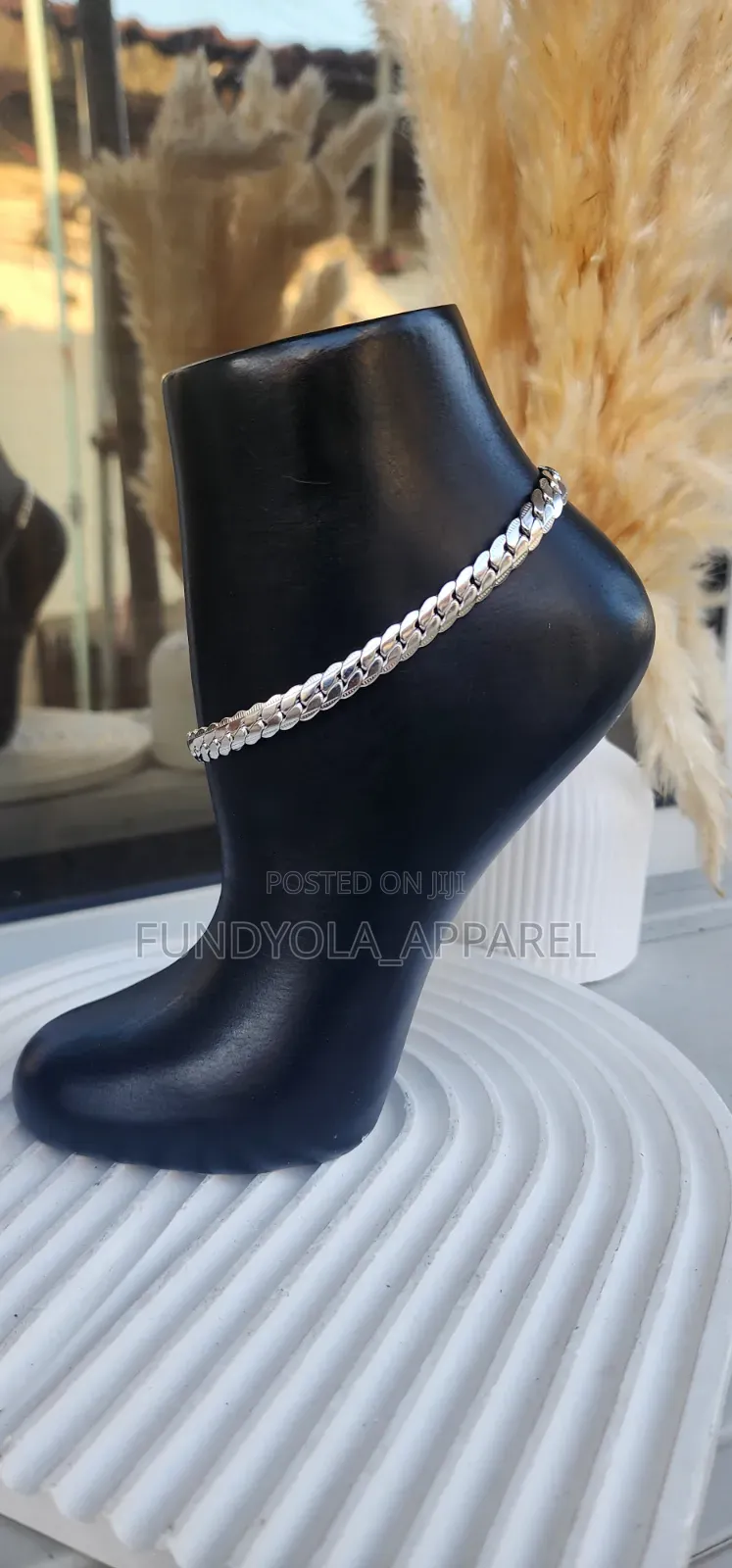 Extremely Bold Cuban Leg Chain