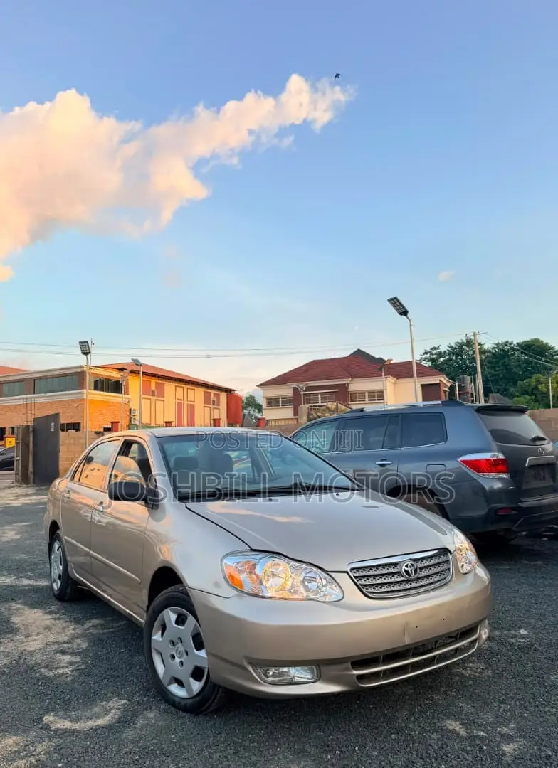 Toyota Corolla CE 2005 Gold