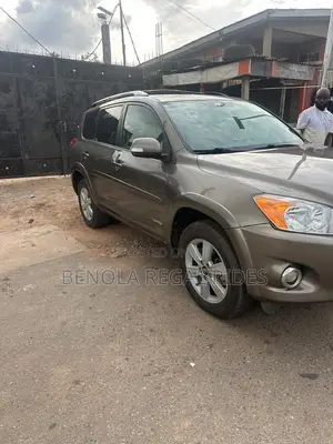 Toyota RAV4 3.5 Limited 4x4 2011 Brown