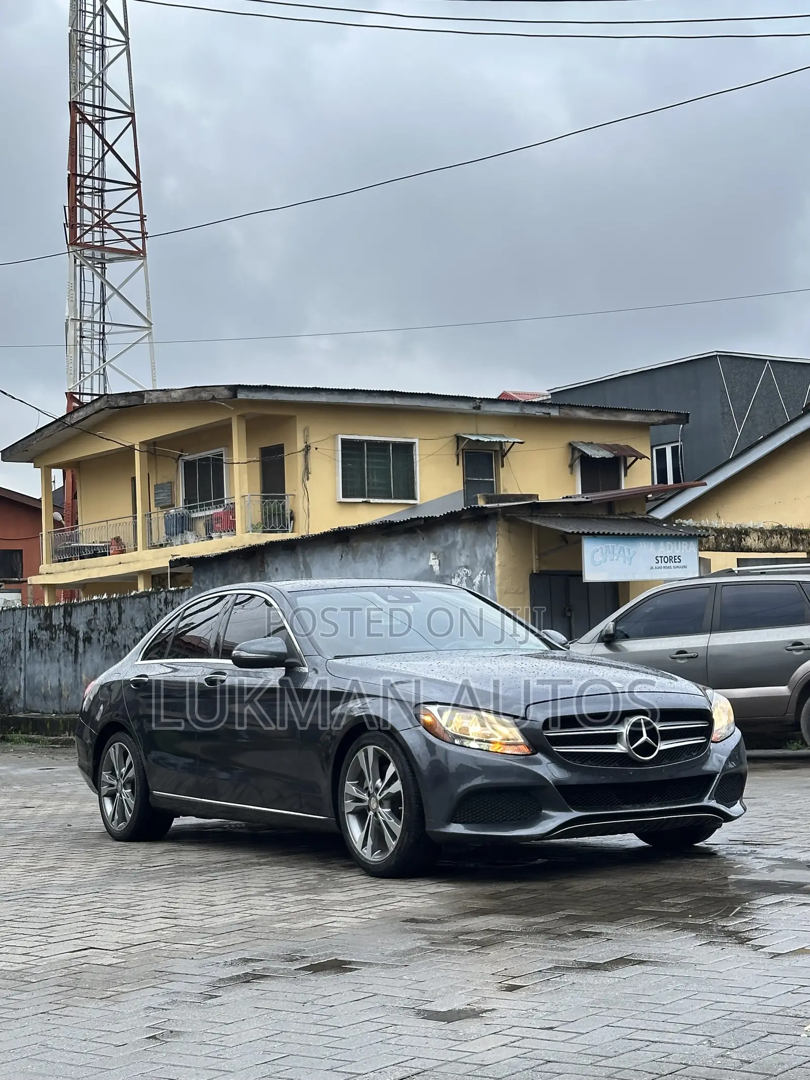 Mercedes-Benz C300 Base 4Matic Sedan AWD (2.0L 4cyl 7A) 2016 Gray