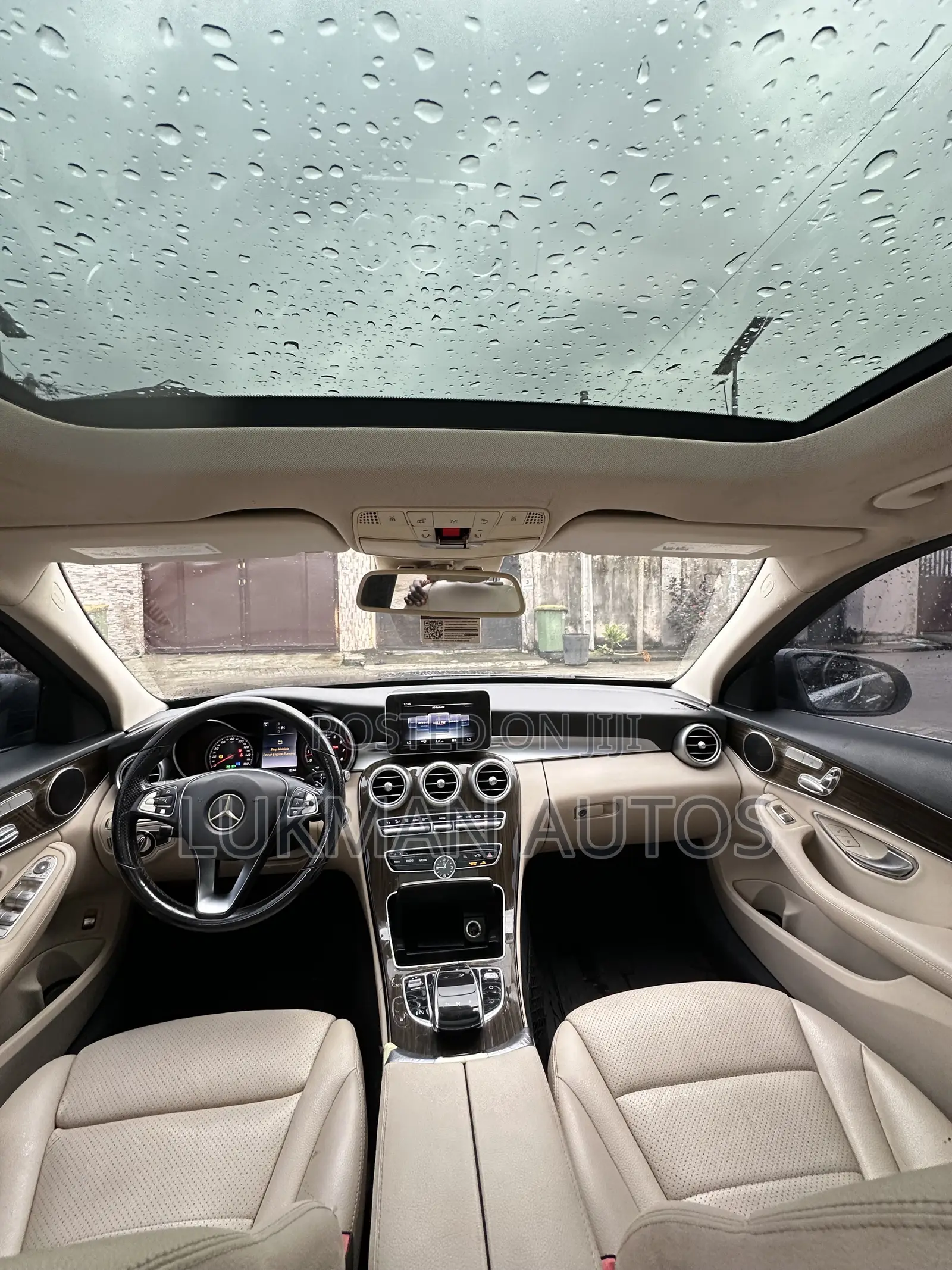Mercedes-Benz C300 Base 4Matic Sedan AWD (2.0L 4cyl 7A) 2016 Gray