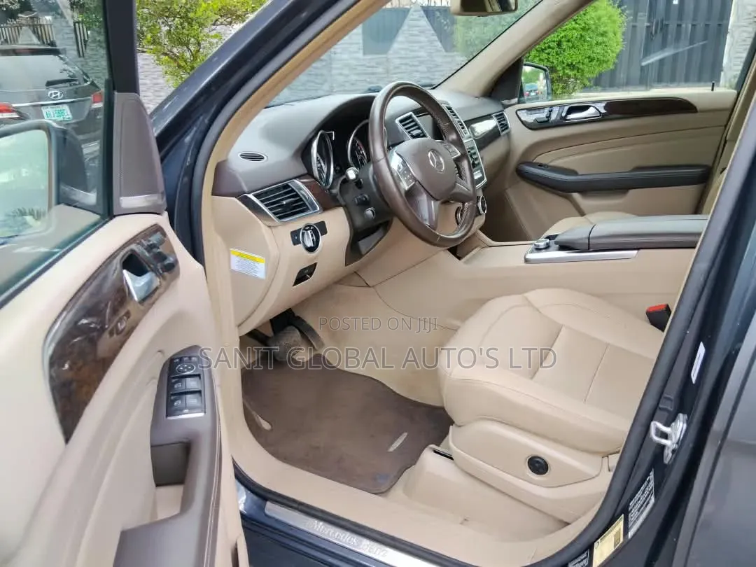 Mercedes-Benz M Class ML 350 4Matic 2012 Gray