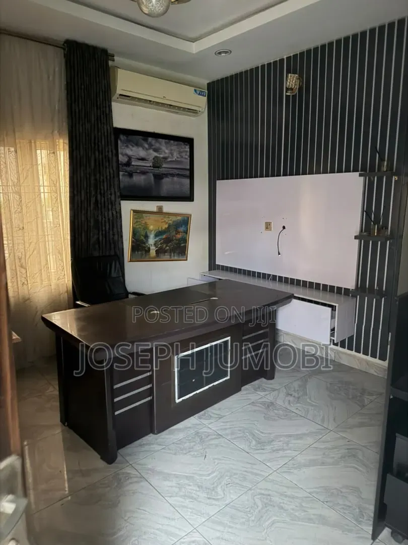5bdrm Townhouse / Terrace in Fine Seed Apartments, Mabushi for rent