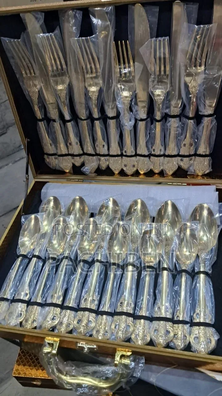 High Quality Crown Golden Cutlery Set