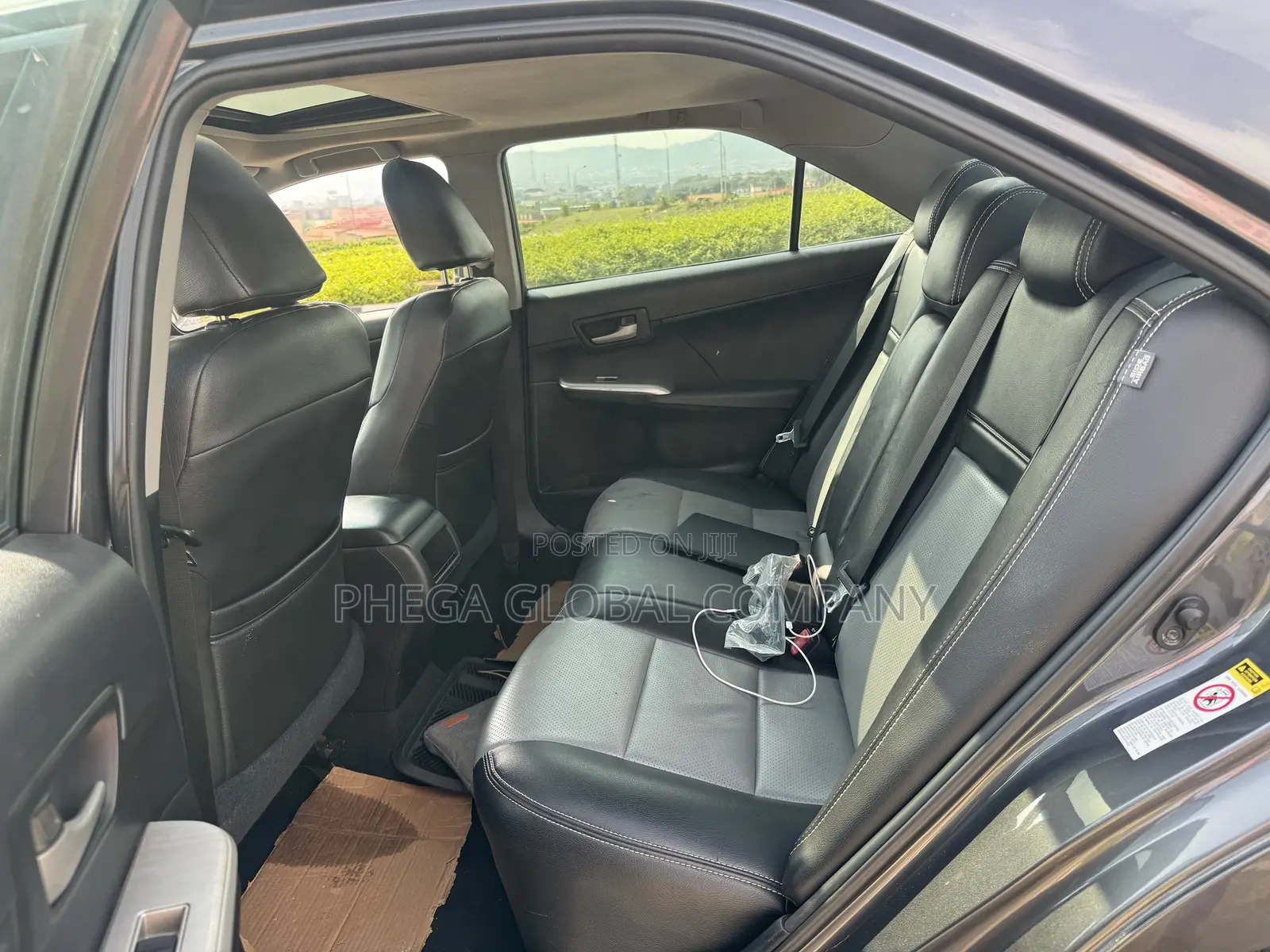 Toyota Camry SE 4dr Sedan (2.5L 4cyl 6A) 2013 Gray