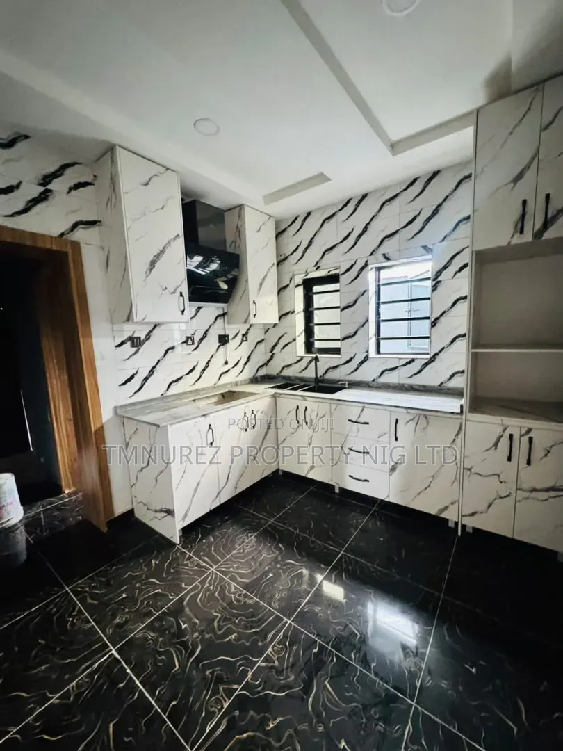 4bdrm Duplex in Ikeja GRA for sale