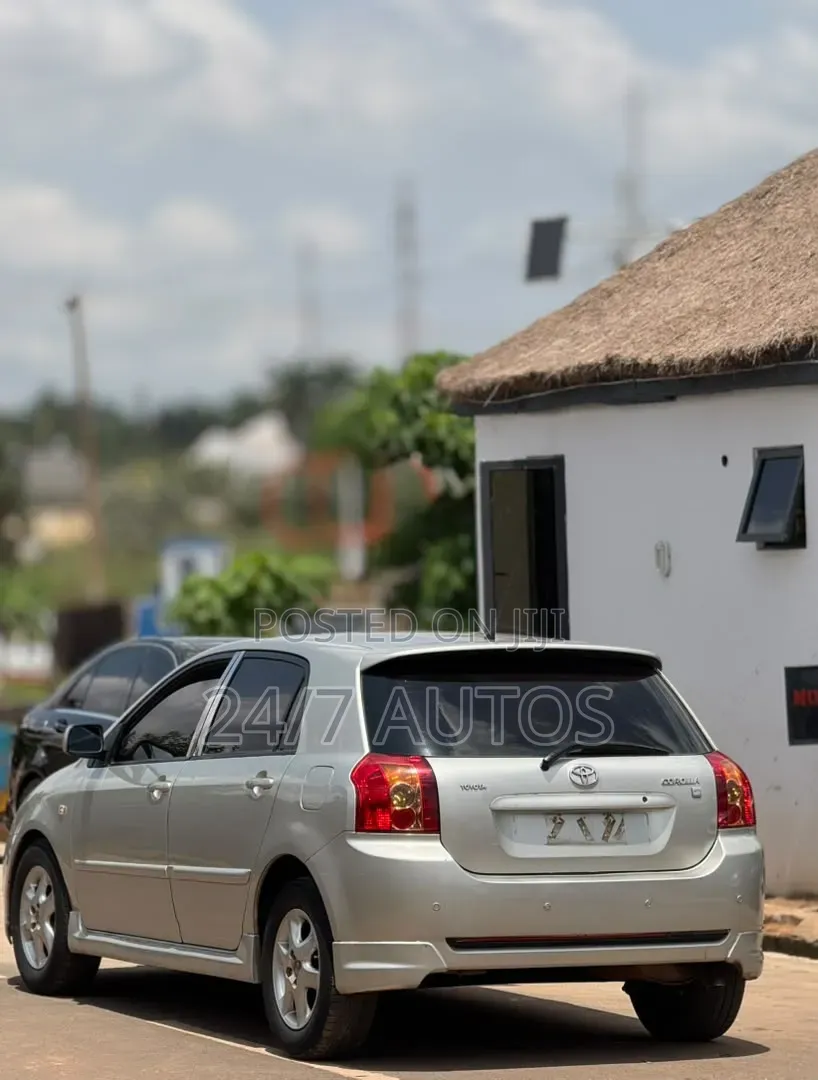Toyota Corolla 2003 Silver