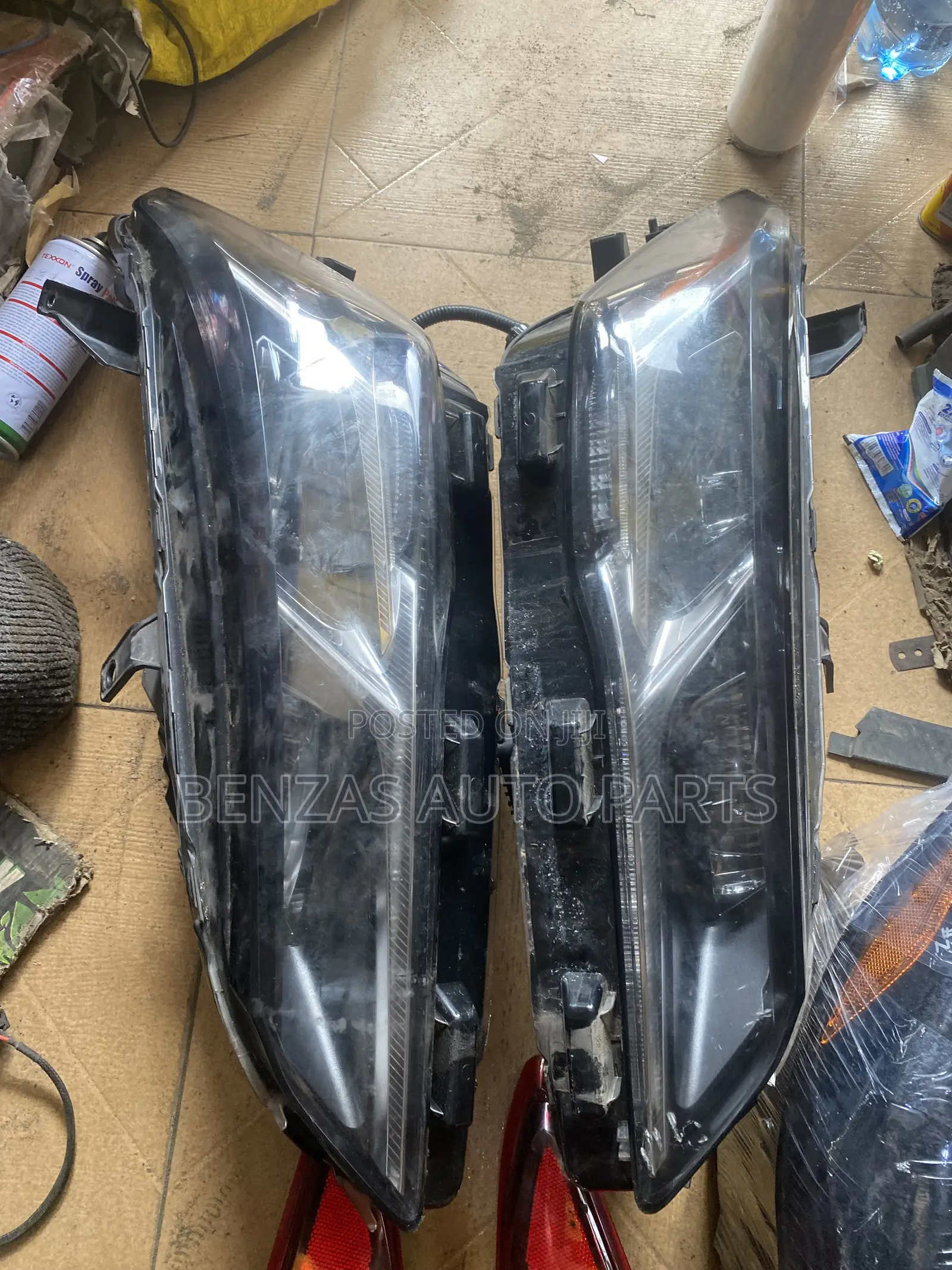 Toyota Avalon 2025 Headlight Replacement Double Chargers